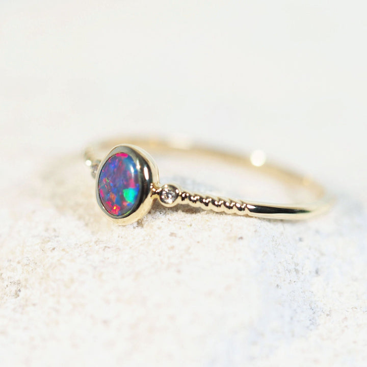 Lyra – 14 Carat Gold Multicolor Black Opal Ring (With Diamonds)