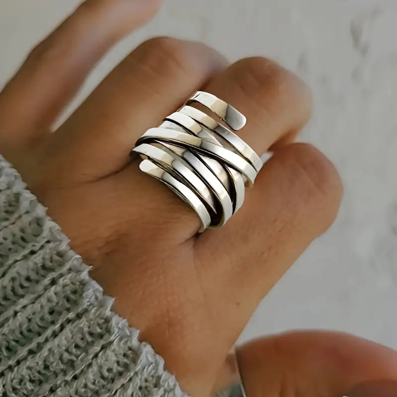Lourdes - Vintage Silver Ring Thickness
