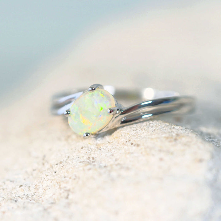 Lyanna – 14 Carat White Gold Crystal Opal Ring