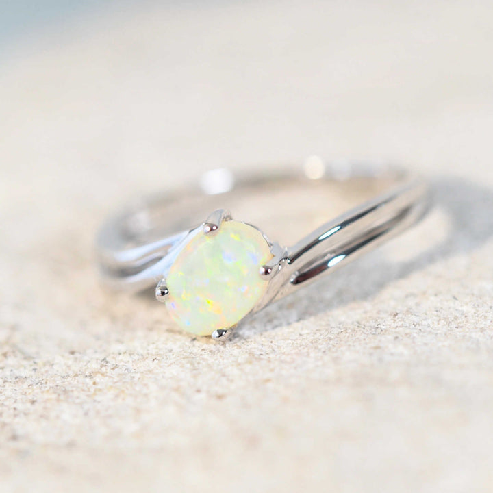 Lyanna – 14 Carat White Gold Crystal Opal Ring