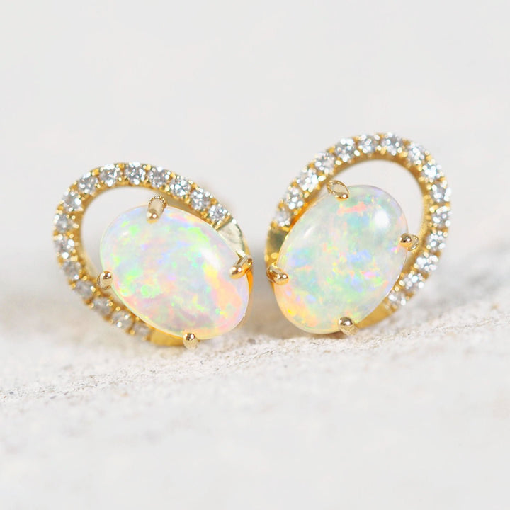 Nova – 18 Karat Gold Multicolor Opal Earrings