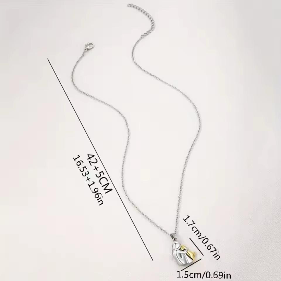 Elenza  | Cat Hug Necklace