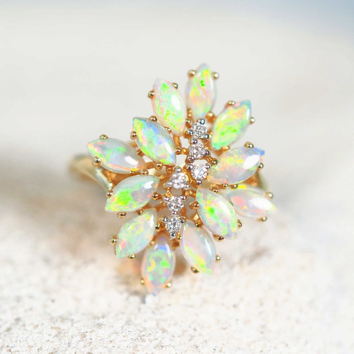 Vespera – 18-Carat Gold Multicolor Crystal Opal Ring